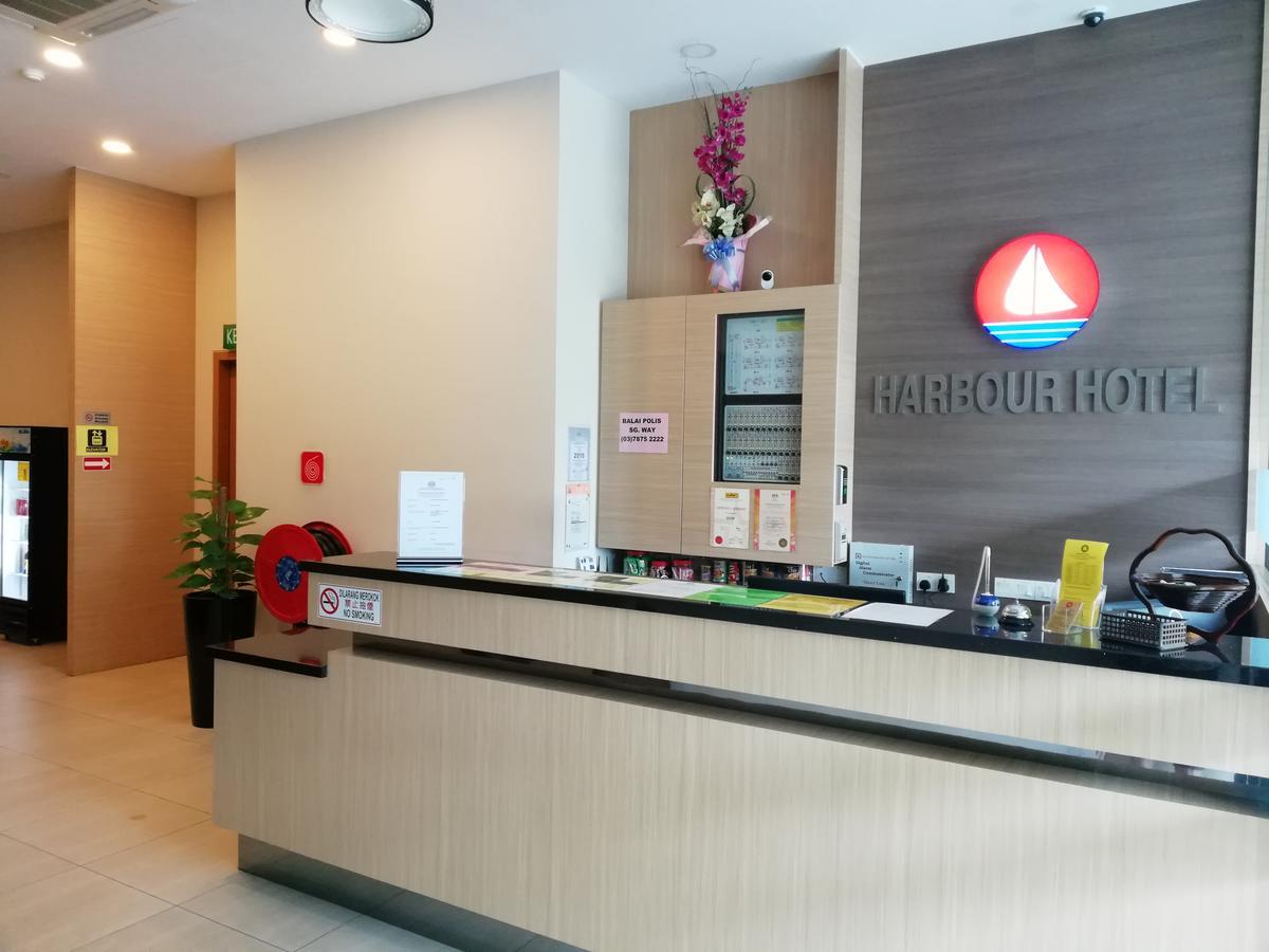 Harbour Hotel Petaling Jaya Exterior photo